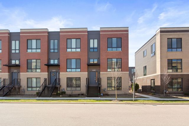 1269 Catalina Court, Schaumburg, IL 60173