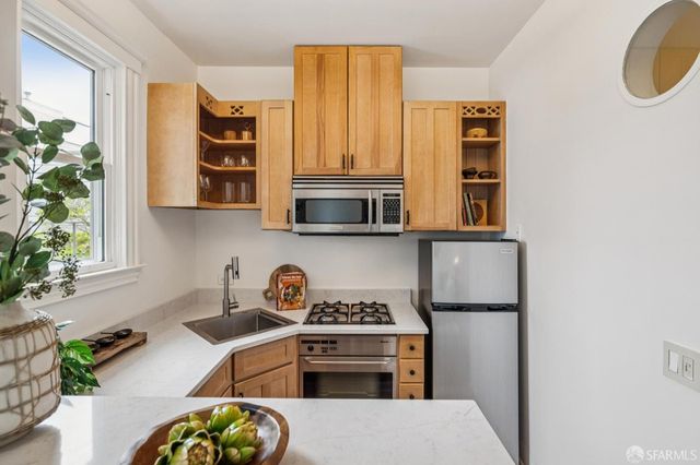 2211 California Street 303, San Francisco, CA 94115