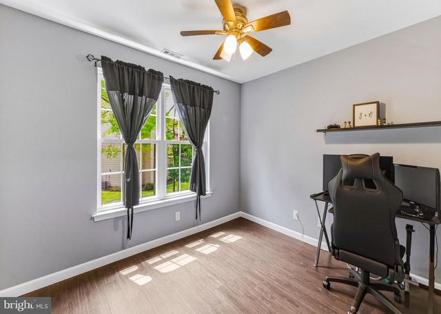 16 CRESTMONT DR, Mantua, NJ 08051