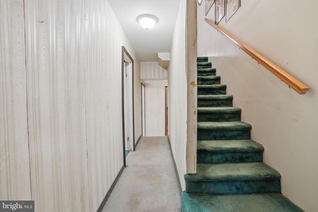 650 PINE ST, Bristol, PA 19007