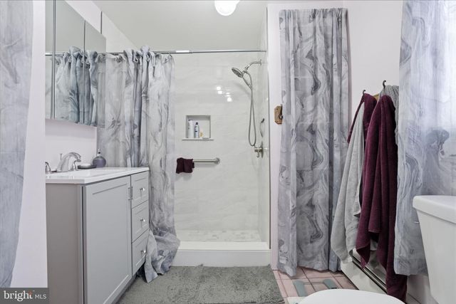 650 PINE ST, Bristol, PA 19007