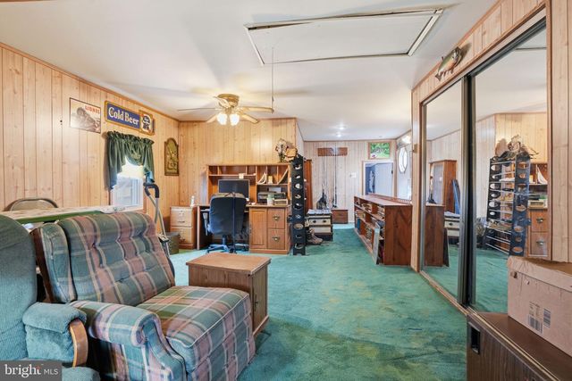 650 PINE ST, Bristol, PA 19007