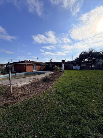 6520 MASONIC Drive, Alexandria, LA 71301