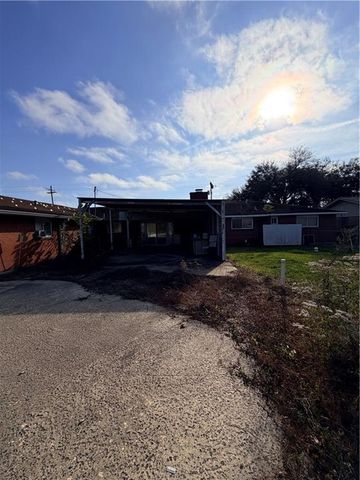 6520 MASONIC Drive, Alexandria, LA 71301