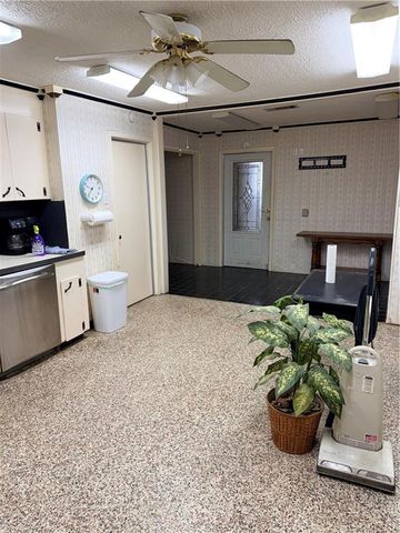 6520 MASONIC Drive, Alexandria, LA 71301