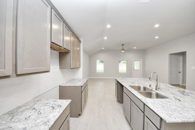 15722 Telge Ridge Lane, Cypress, TX 77429