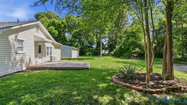 9261 Chester Rd, Chesterfield, VA 23237