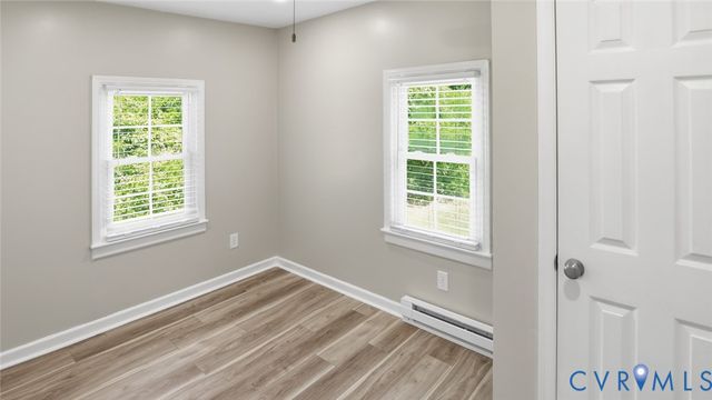 9261 Chester Rd, Chesterfield, VA 23237