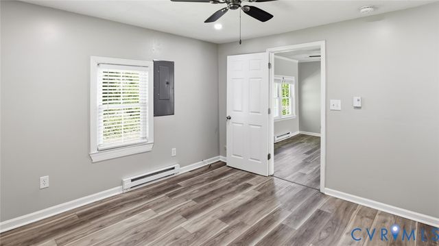 9261 Chester Rd, Chesterfield, VA 23237