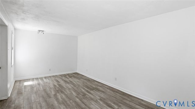 9261 Chester Rd, Chesterfield, VA 23237