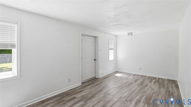 9261 Chester Rd, Chesterfield, VA 23237