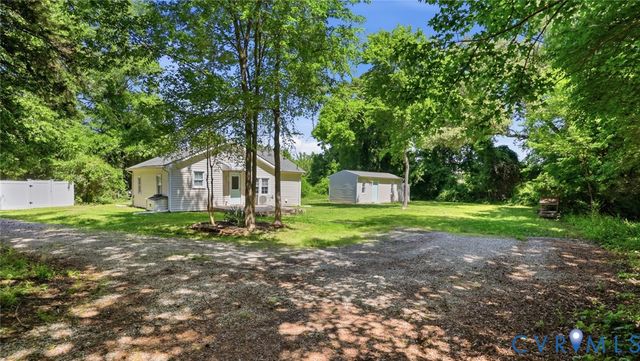 9261 Chester Rd, Chesterfield, VA 23237