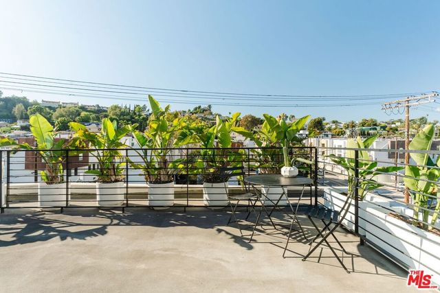 2168 Clifford Street, Los Angeles, CA 90026