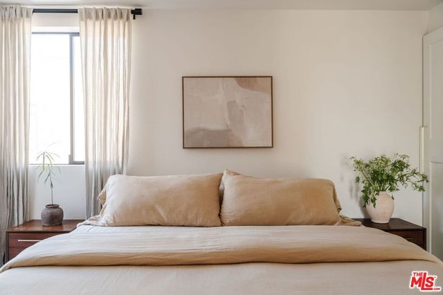 2168 Clifford Street, Los Angeles, CA 90026