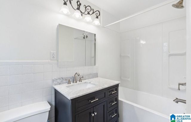 617 PARK WAY, Fultondale, AL 35068