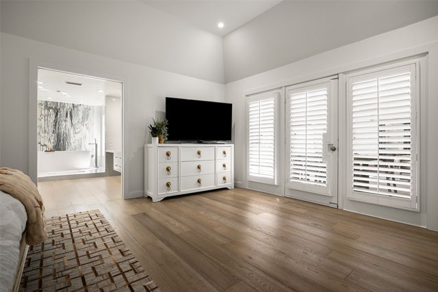 6946 Forest Glade Circle, Dallas, TX 75230