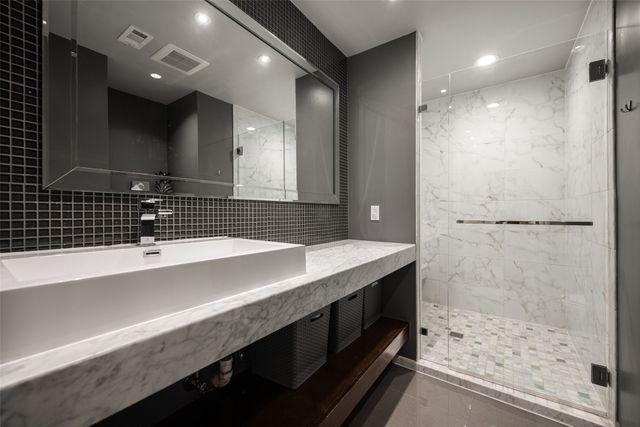 6946 Forest Glade Circle, Dallas, TX 75230