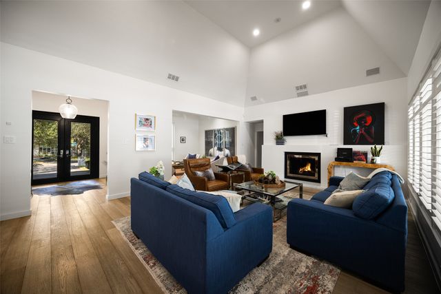 6946 Forest Glade Circle, Dallas, TX 75230