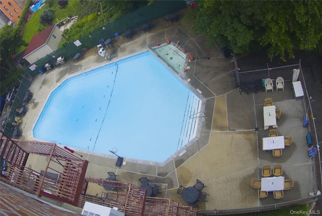 43 Bronx River Road 8P, Yonkers, NY 10704