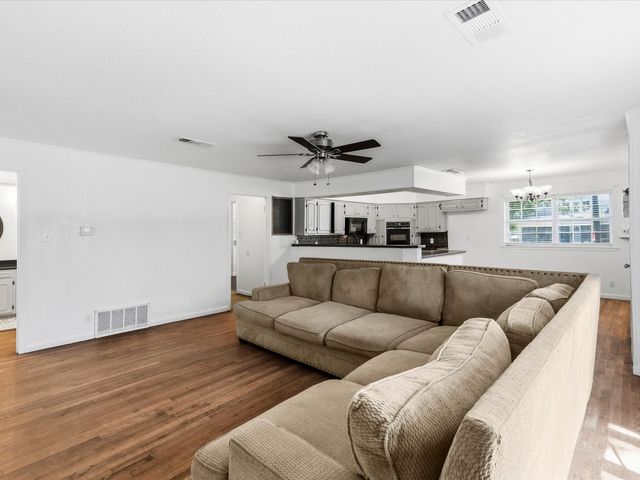 108 N Baker Street, Ferris, TX 75125