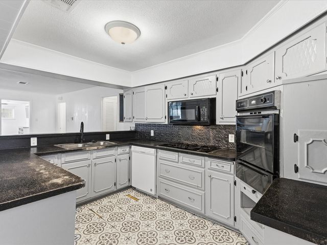 108 N Baker Street, Ferris, TX 75125