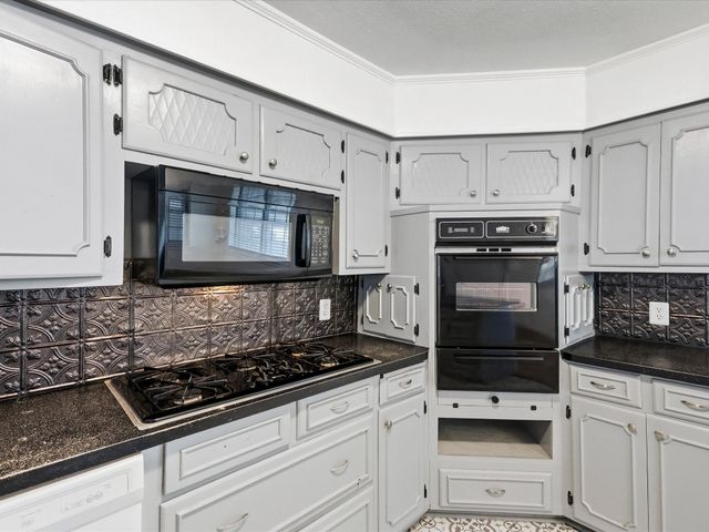108 N Baker Street, Ferris, TX 75125