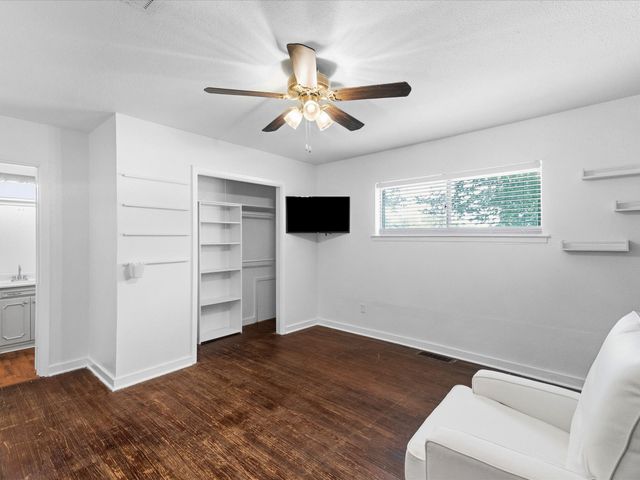 108 N Baker Street, Ferris, TX 75125