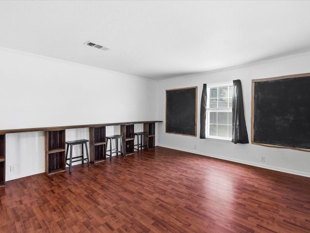 108 N Baker Street, Ferris, TX 75125