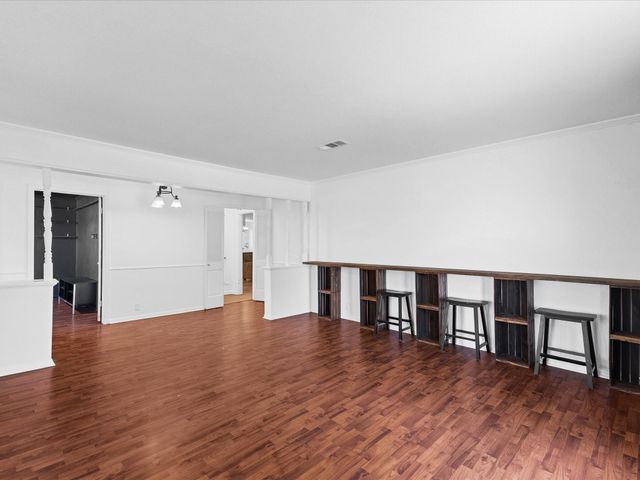 108 N Baker Street, Ferris, TX 75125