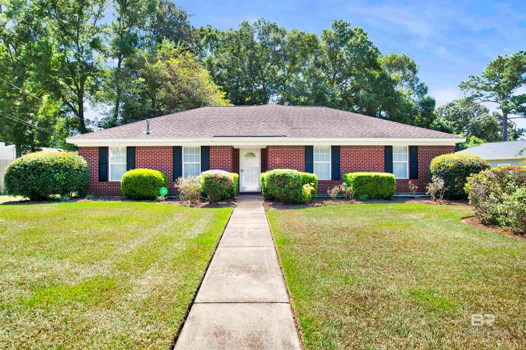 103 Shirley Circle, Daphne, AL 36526