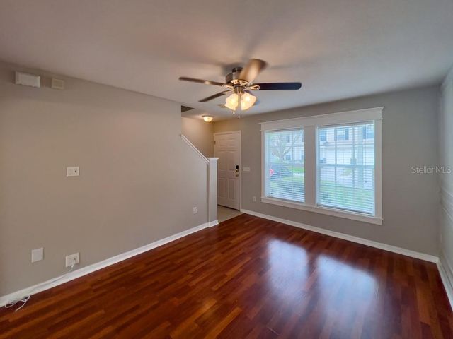 109 WOODKNOLL PLACE, Valrico, FL 33594