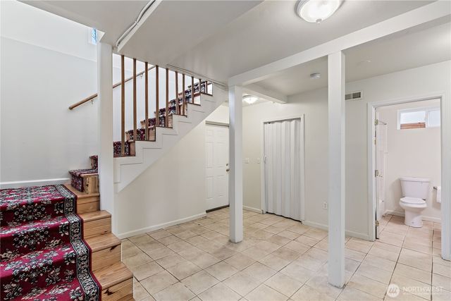 1521 E Spruce Street, Seattle, WA 98122