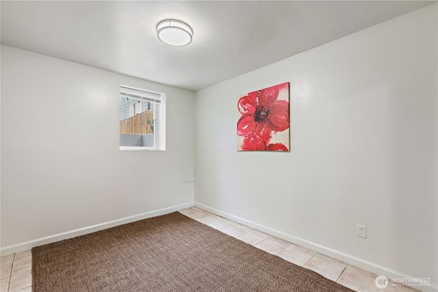 1521 E Spruce Street, Seattle, WA 98122