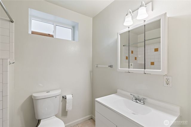 1521 E Spruce Street, Seattle, WA 98122
