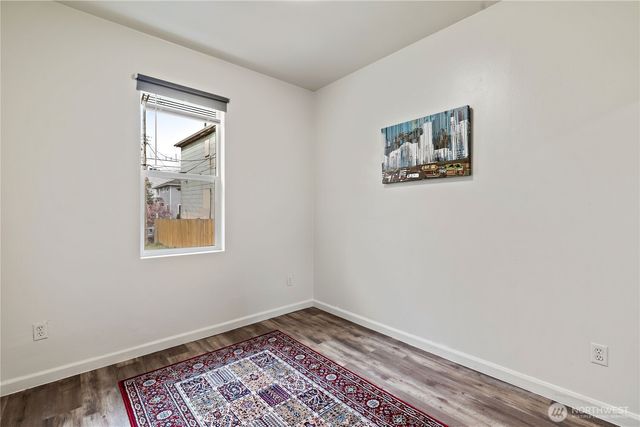 1521 E Spruce Street, Seattle, WA 98122