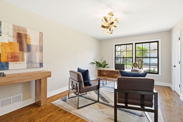 2302 Sudbury Lane, Geneva, IL 60134