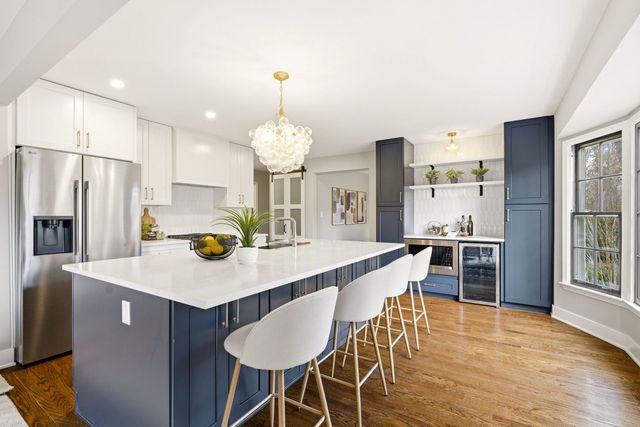 2302 Sudbury Lane, Geneva, IL 60134