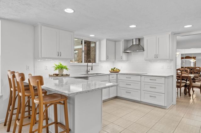 2510 ARMISTEAD Road, Tallahassee, FL 32308