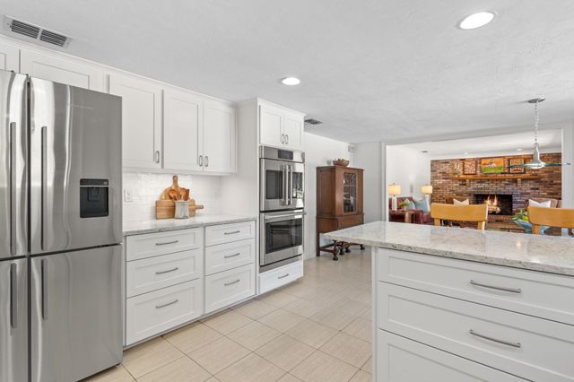 2510 ARMISTEAD Road, Tallahassee, FL 32308