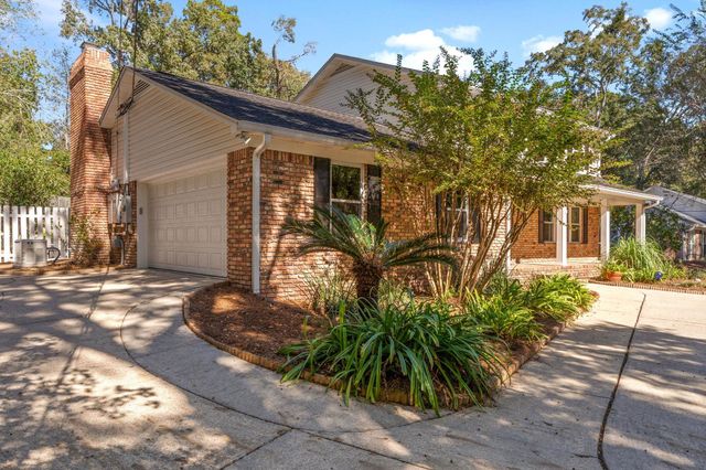 2510 ARMISTEAD Road, Tallahassee, FL 32308