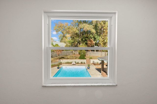 2510 ARMISTEAD Road, Tallahassee, FL 32308