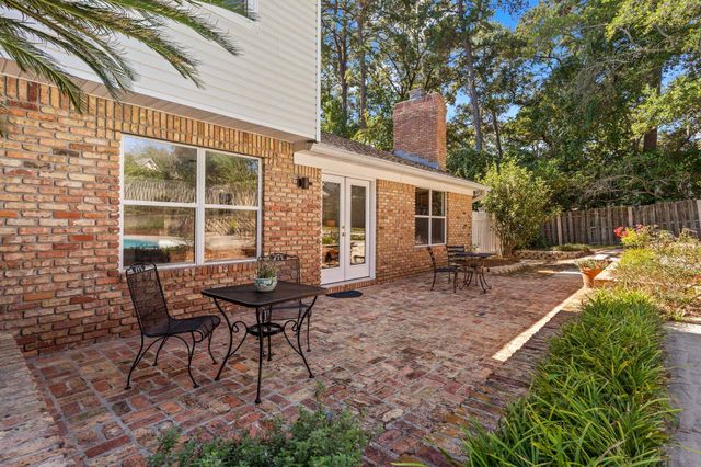 2510 ARMISTEAD Road, Tallahassee, FL 32308