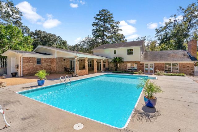 2510 ARMISTEAD Road, Tallahassee, FL 32308