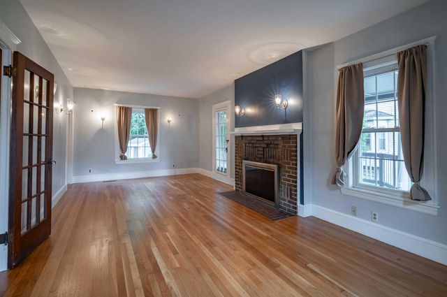 15 New Street, Nashua, NH 03060
