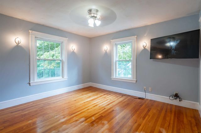15 New Street, Nashua, NH 03060