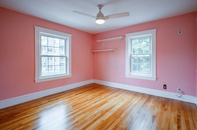 15 New Street, Nashua, NH 03060