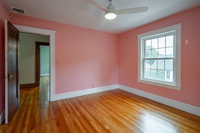15 New Street, Nashua, NH 03060