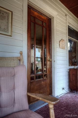 338 E Tamarack Street, Ironwood, MI 49938