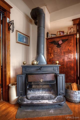 338 E Tamarack Street, Ironwood, MI 49938