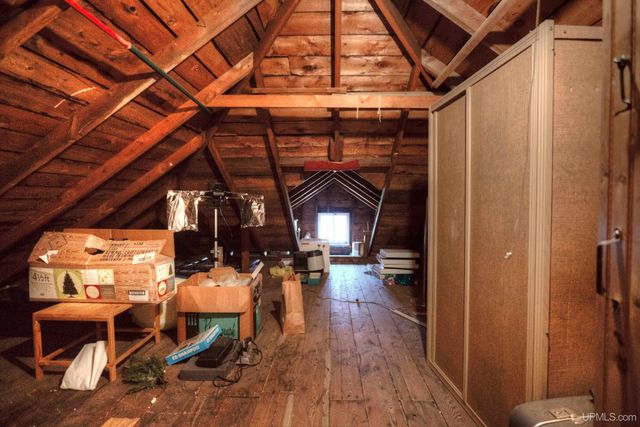 338 E Tamarack Street, Ironwood, MI 49938